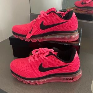 Nike Women’s Air Max (Sz 7) Neon/Hot Pink & Black